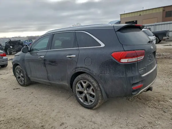 5XYPKDA55GG120438 2016 KIA SORENTO - Image 2