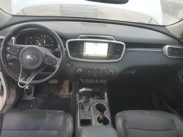 5XYPKDA55GG130502 2016 KIA SORENTO - Image 8