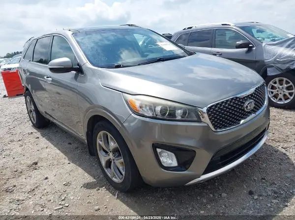 5XYPKDA55GG173110 2016 KIA SORENTO - Image 1