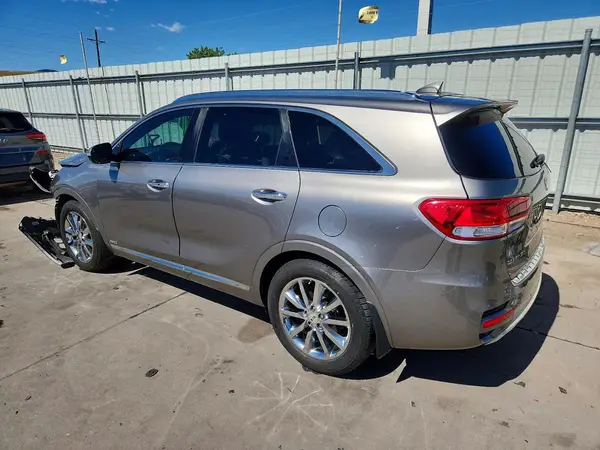 5XYPKDA55HG306921 2017 KIA SORENTO - Image 2