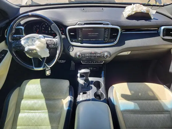 5XYPKDA55HG306921 2017 KIA SORENTO - Image 8