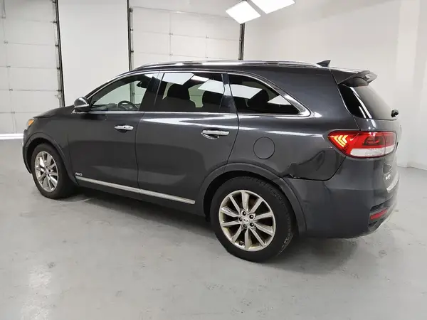 5XYPKDA55HG314288 2017 KIA SORENTO - Image 2
