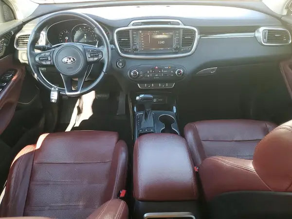 5XYPKDA55HG337893 2017 KIA SORENTO - Image 8