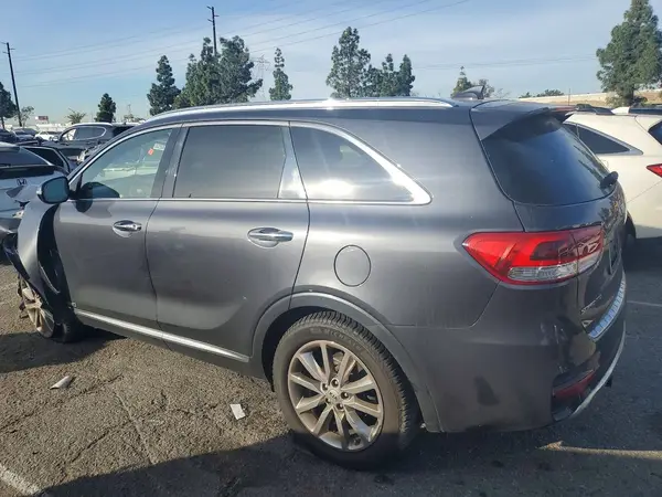 5XYPKDA55JG360614 2018 KIA SORENTO - Image 2