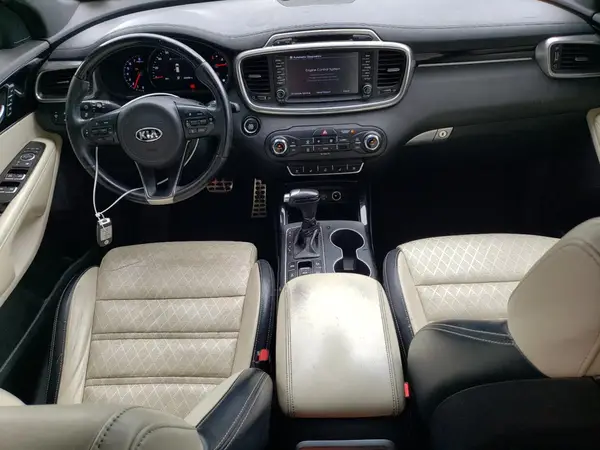 5XYPKDA55JG375310 2018 KIA SORENTO - Image 8