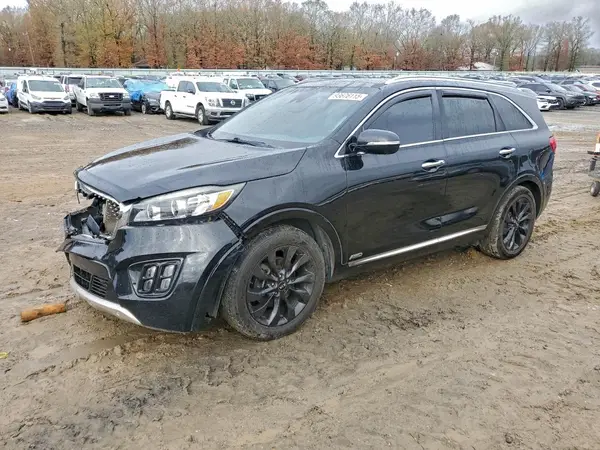 5XYPKDA55JG392396 2018 KIA SORENTO - Image 1