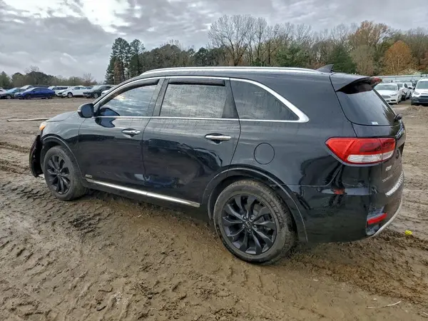 5XYPKDA55JG392396 2018 KIA SORENTO - Image 2