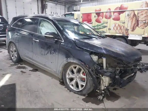5XYPKDA55KG511727 2019 KIA SORENTO - Image 1