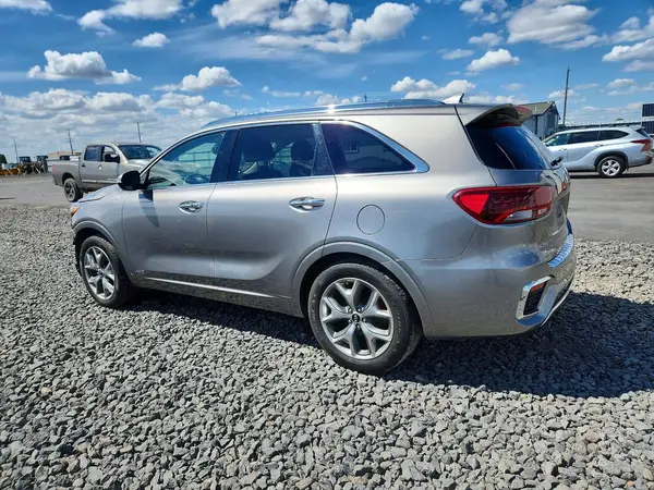 5XYPKDA55KG551497 2019 KIA SORENTO - Image 2