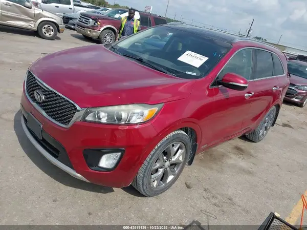 5XYPKDA56GG026441 2016 KIA SORENTO - Image 2