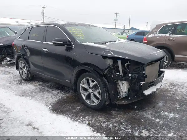5XYPKDA56GG083321 2016 KIA SORENTO - Image 1