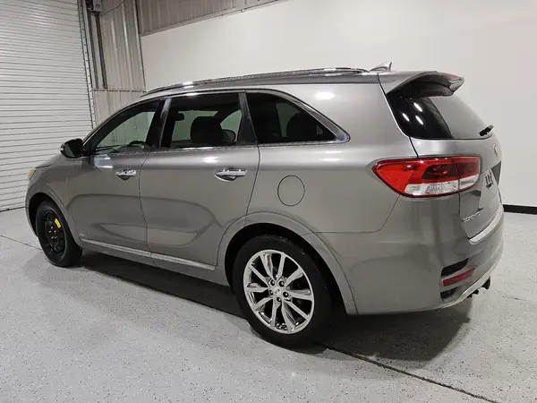 5XYPKDA56GG086705 2016 KIA SORENTO - Image 2