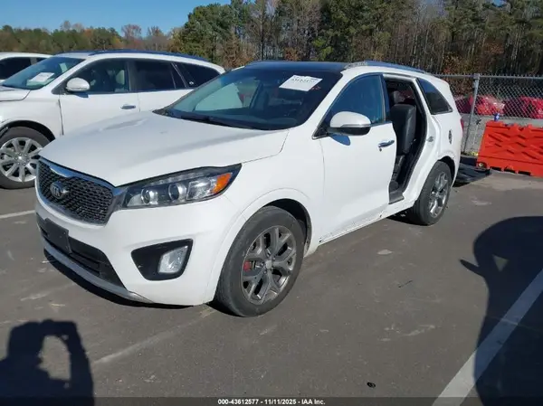 5XYPKDA56GG143050 2016 KIA SORENTO - Image 2