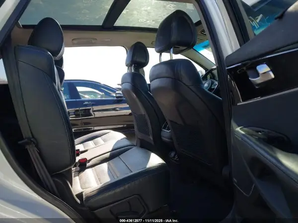 5XYPKDA56GG143050 2016 KIA SORENTO - Image 8