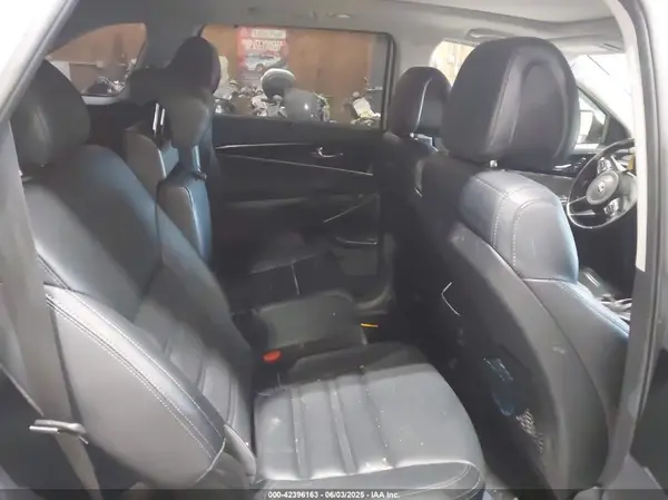 5XYPKDA56GG163444 2016 KIA SORENTO - Image 8