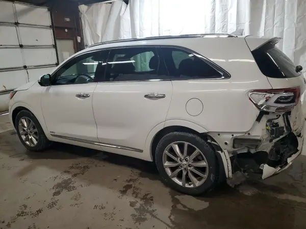5XYPKDA56GG174363 2016 KIA SORENTO - Image 2