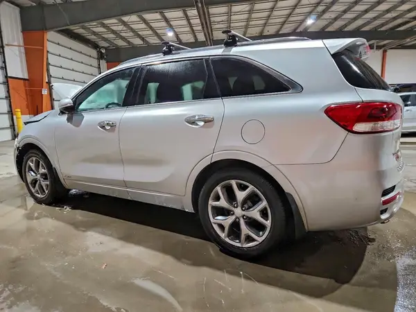 5XYPKDA56GG184374 2016 KIA SORENTO - Image 2