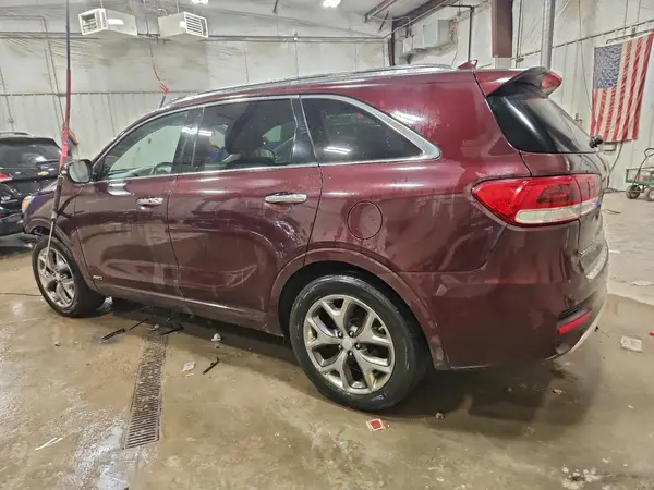 5XYPKDA56HG193948 2017 KIA SORENTO - Image 2