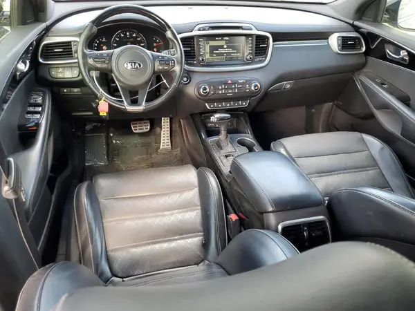 5XYPKDA56HG205354 2017 KIA SORENTO - Image 8