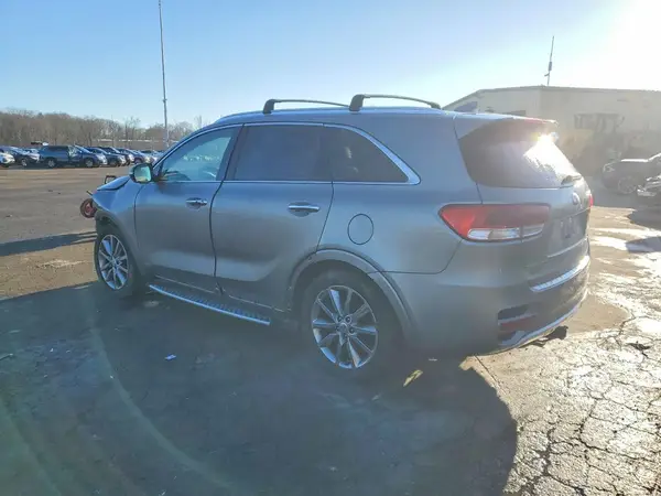 5XYPKDA56HG218282 2017 KIA SORENTO - Image 2
