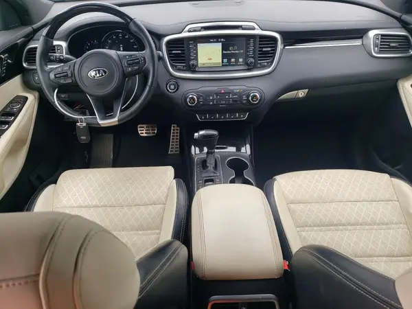 5XYPKDA56HG227175 2017 KIA SORENTO - Image 8