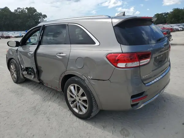 5XYPKDA56HG231436 2017 KIA SORENTO - Image 2