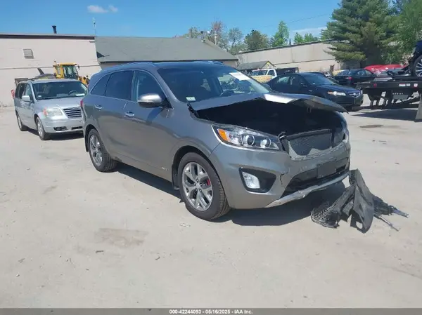 5XYPKDA56HG242677 2017 KIA SORENTO - Image 1