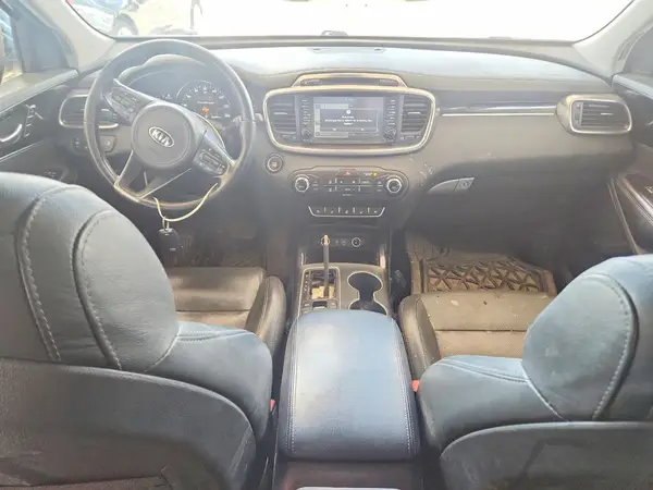 5XYPKDA56HG247636 2017 KIA SORENTO - Image 8