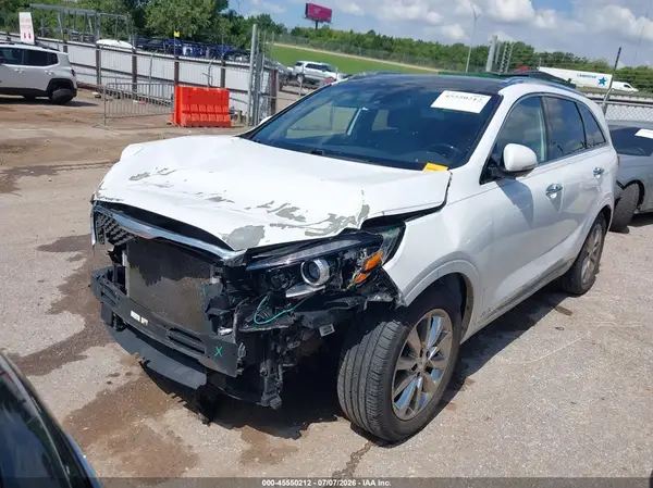 5XYPKDA56HG297355 2017 KIA SORENTO - Image 2