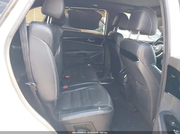 5XYPKDA56HG297355 2017 KIA SORENTO - Image 8