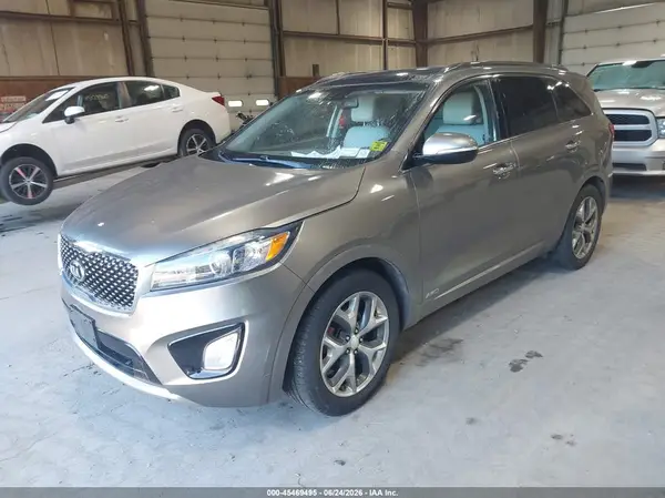 5XYPKDA56HG321508 2017 KIA SORENTO - Image 2