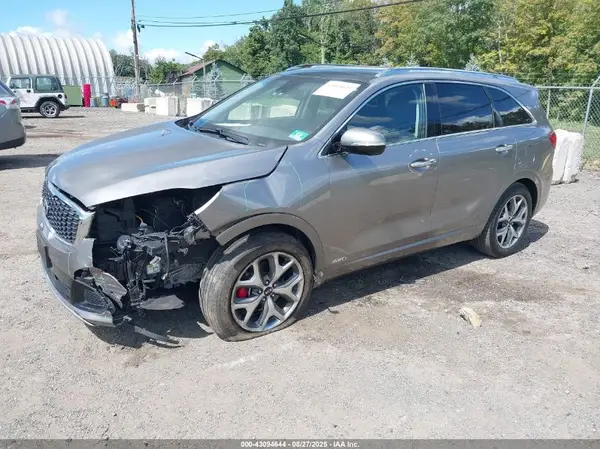 5XYPKDA56KG469231 2019 KIA SORENTO - Image 2