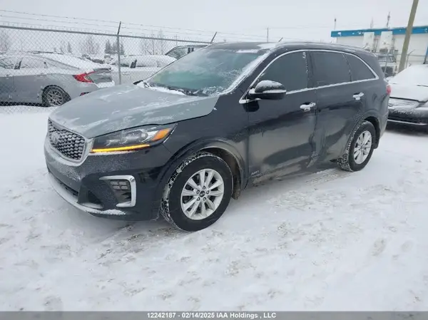 5XYPKDA56KG482402 2019 KIA SORENTO - Image 2