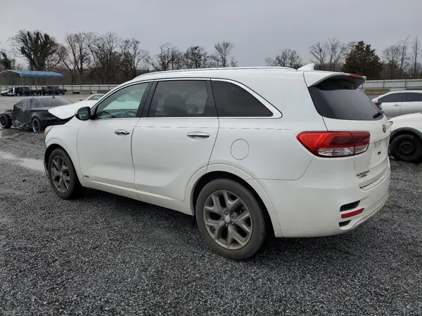 5XYPKDA57GG013486 2016 KIA SORENTO - Image 2