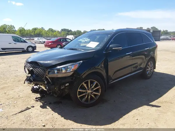 5XYPKDA57GG014539 2016 KIA SORENTO - Image 2