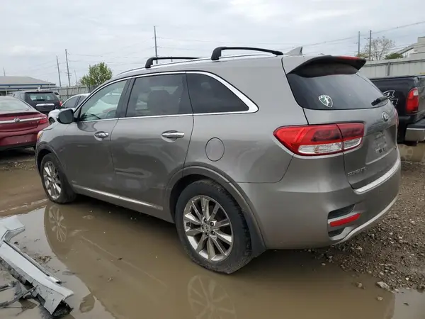 5XYPKDA57GG015397 2016 KIA SORENTO - Image 2