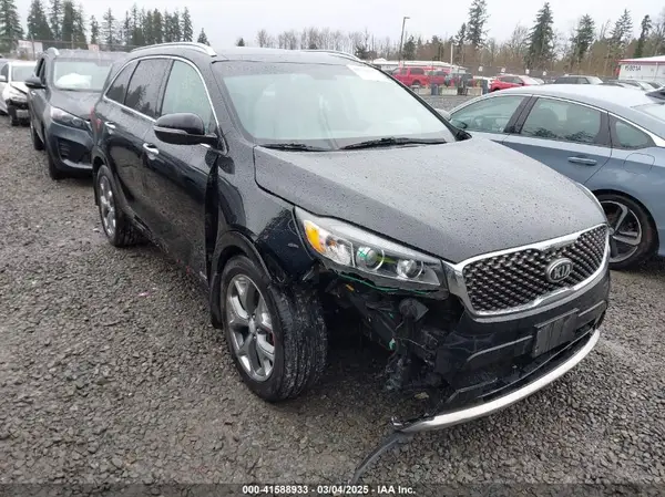 5XYPKDA57GG017747 2016 KIA SORENTO - Image 1