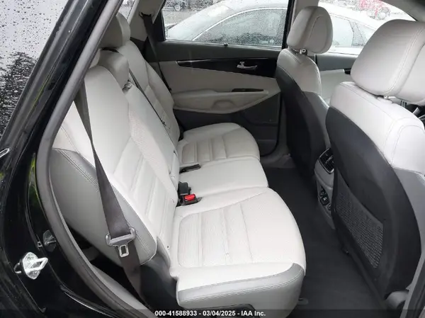 5XYPKDA57GG017747 2016 KIA SORENTO - Image 8