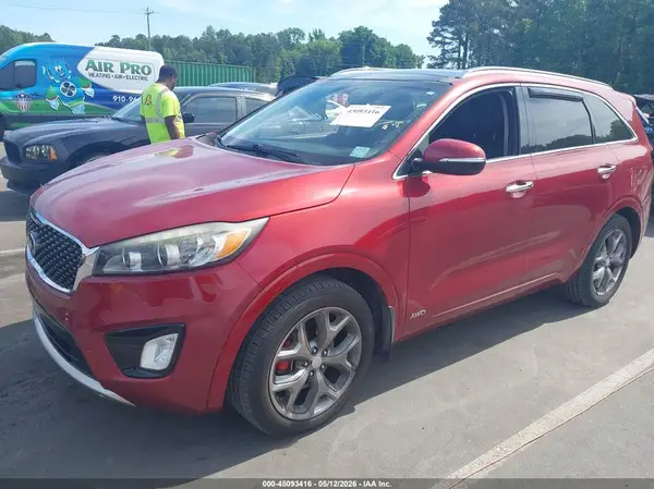 5XYPKDA57GG042504 2016 KIA SORENTO - Image 2