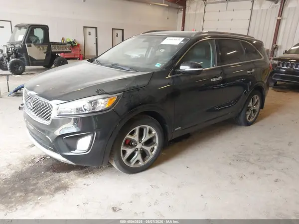 5XYPKDA57GG082937 2016 KIA SORENTO - Image 2