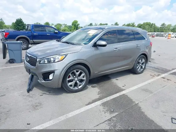 5XYPKDA57HG199256 2017 KIA SORENTO - Image 2