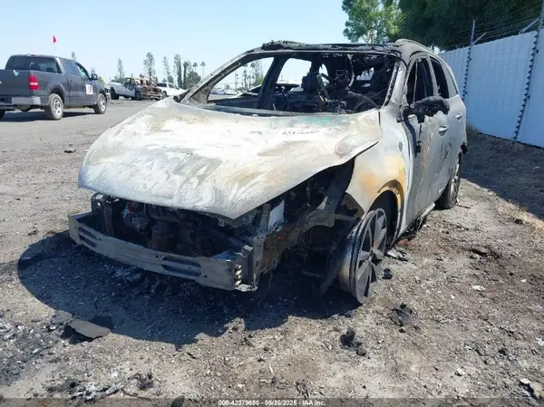 5XYPKDA57HG300442 2017 KIA SORENTO - Image 2