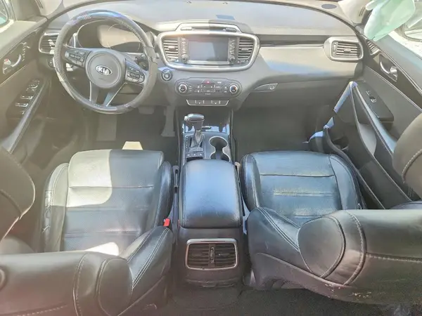 5XYPKDA57HG321033 2017 KIA SORENTO - Image 8