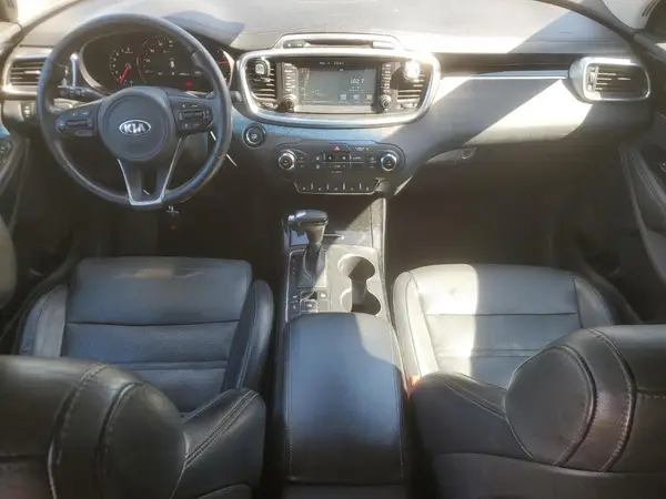 5XYPKDA57HG322795 2017 KIA SORENTO - Image 8