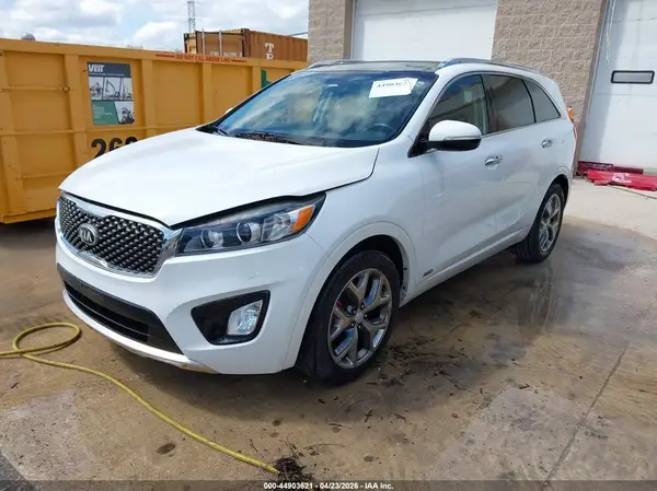 5XYPKDA57HG323140 2017 KIA SORENTO - Image 2