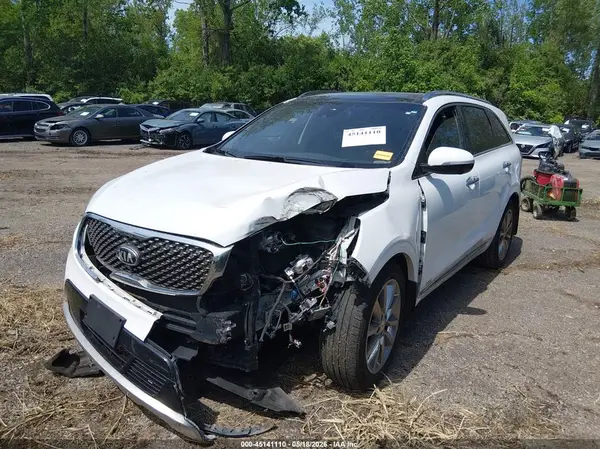 5XYPKDA57JG420814 2018 KIA SORENTO - Image 2
