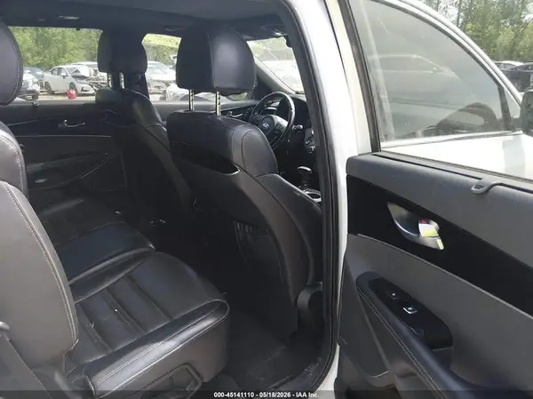 5XYPKDA57JG420814 2018 KIA SORENTO - Image 8