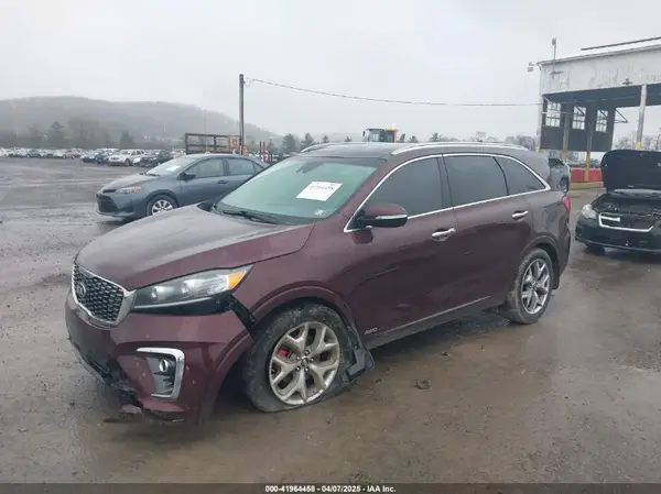 5XYPKDA57KG533275 2019 KIA SORENTO - Image 2