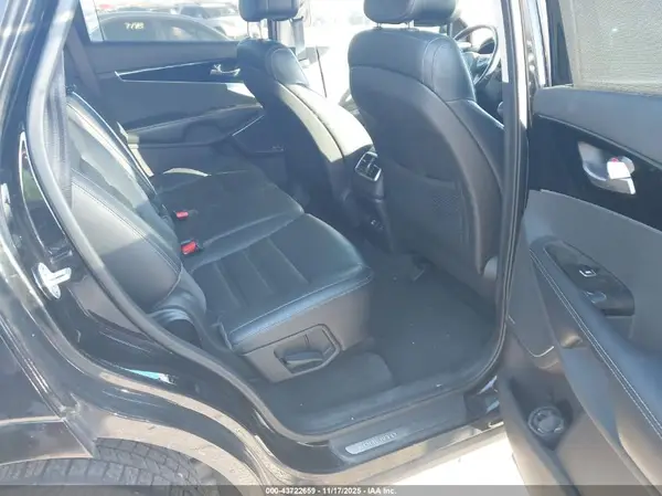 5XYPKDA58GG004991 2016 KIA SORENTO - Image 8