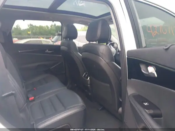 5XYPKDA58GG076600 2016 KIA SORENTO - Image 8